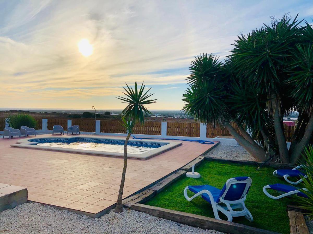 Casa Con Encanto Solo Familia Holiday home